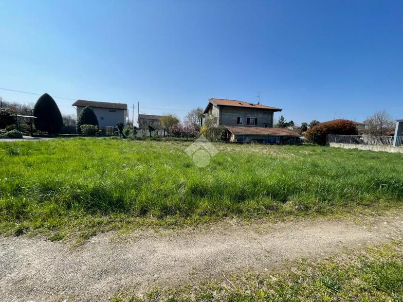 Villa in Via Stanga, Borgomanero — foto 5 di 5