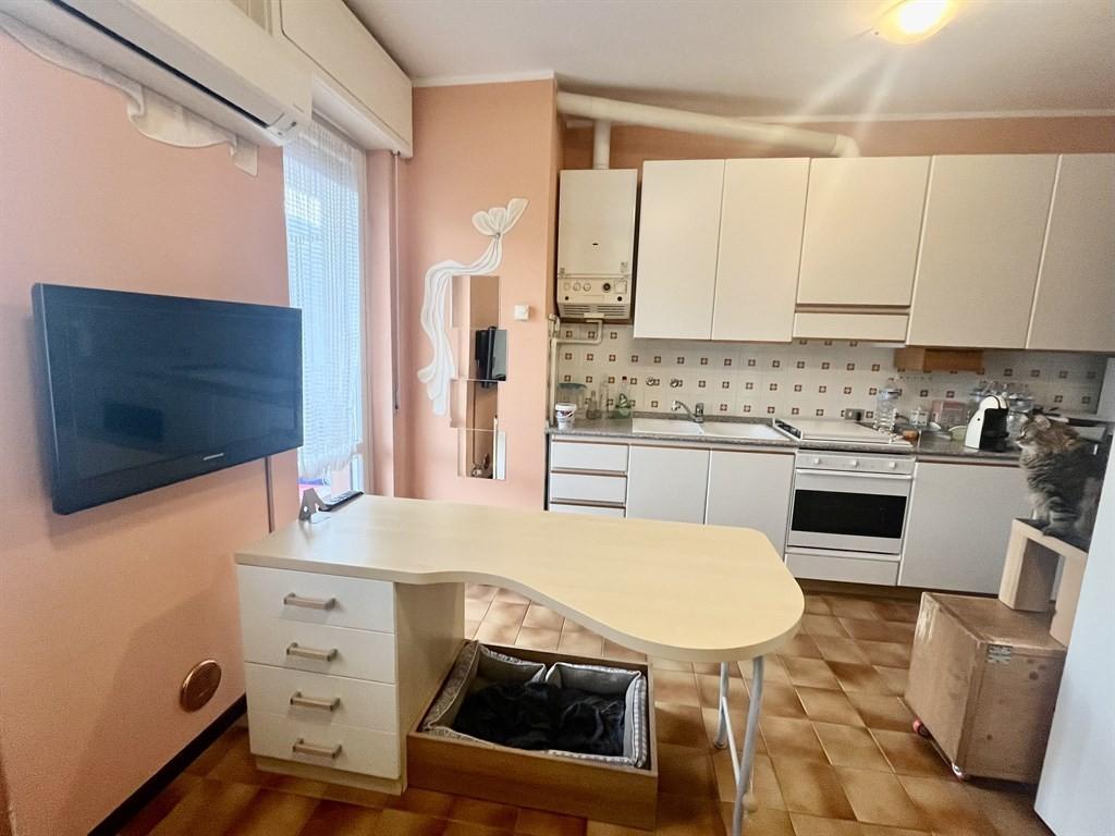 Monolocale in Via Cesare Cantù 79, Olginate