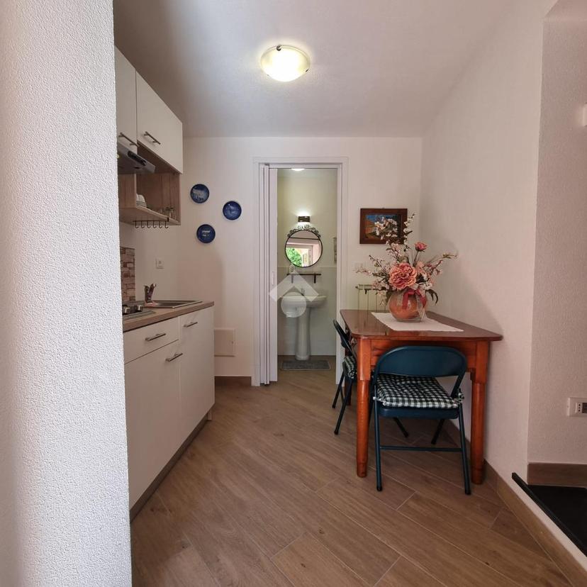 Villa a schiera in Via Antonio G Norero 81, San Colombano Certenoli — foto 3 di 5