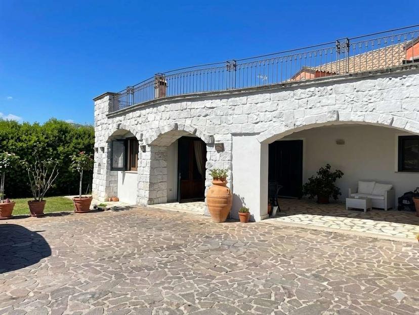 Villa unifamiliare in Via Don Sturzo, Casarano — foto 5 di 5