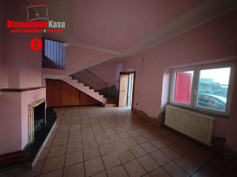 Casa indipendente in Via Napoli, San Felice a Cancello — foto 4 di 5