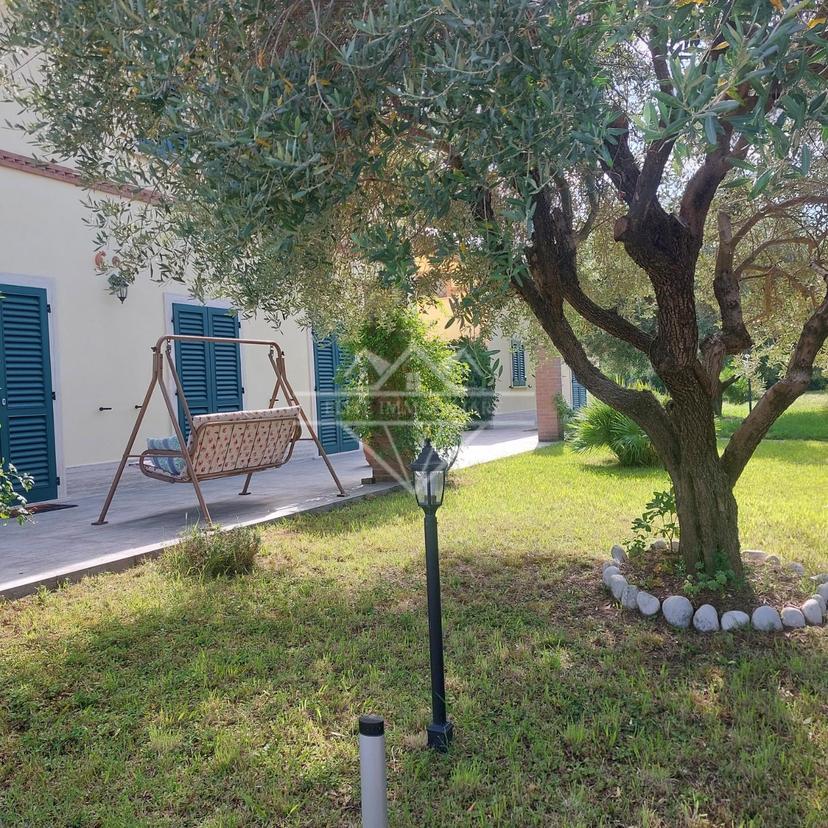 Casa indipendente, Massa — foto 3 di 5