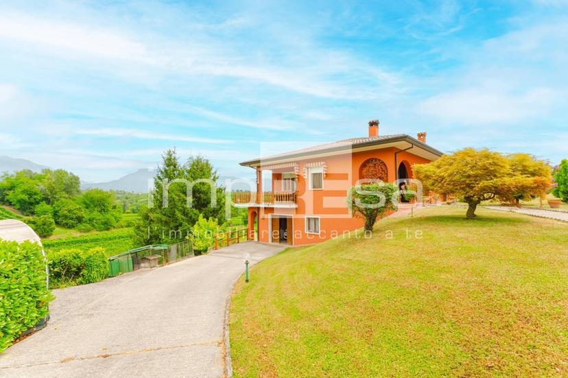 Casa indipendente in Via Manzana 8, Vittorio Veneto — foto 2 di 5