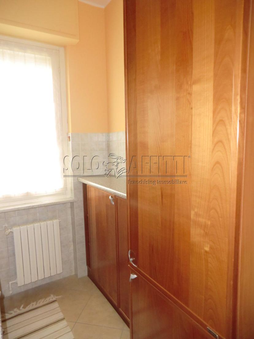 Bilocale in Via Puccini  40, Moncalieri