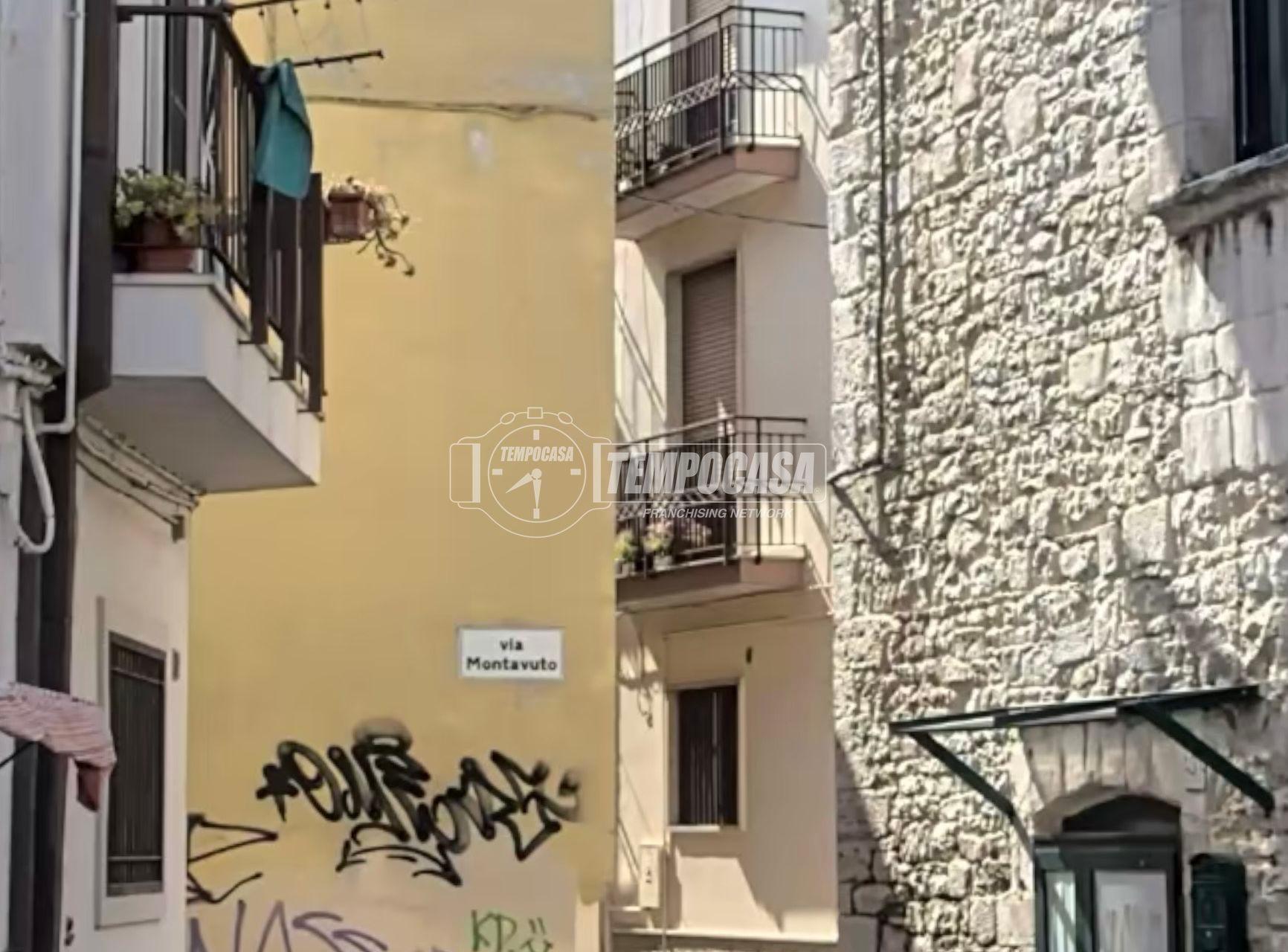 Casa indipendente in Via Pettini, Acquaviva delle Fonti