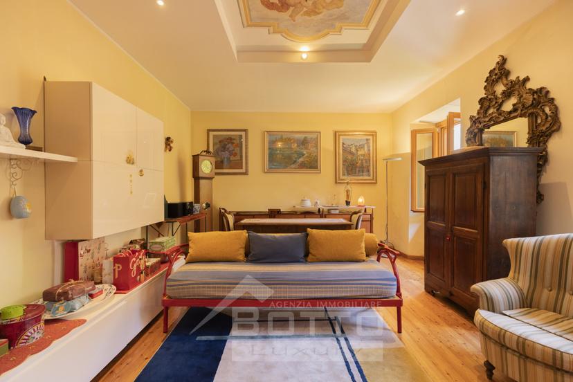 Villa a schiera in Via C.Cavour 17, Ameno — foto 2 di 5