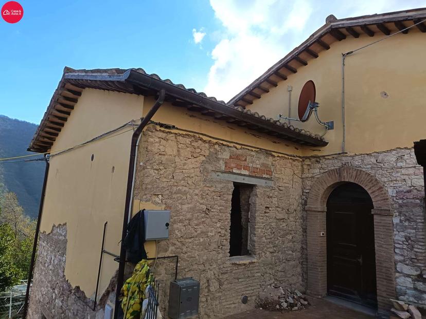 Villa unifamiliare in Via Villa d'Aria 4, Serrapetrona — foto 4 di 5
