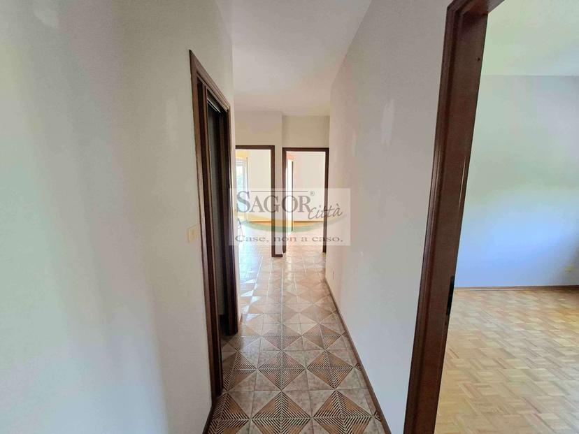 Appartamento in Via Einaudi 23, Pinerolo