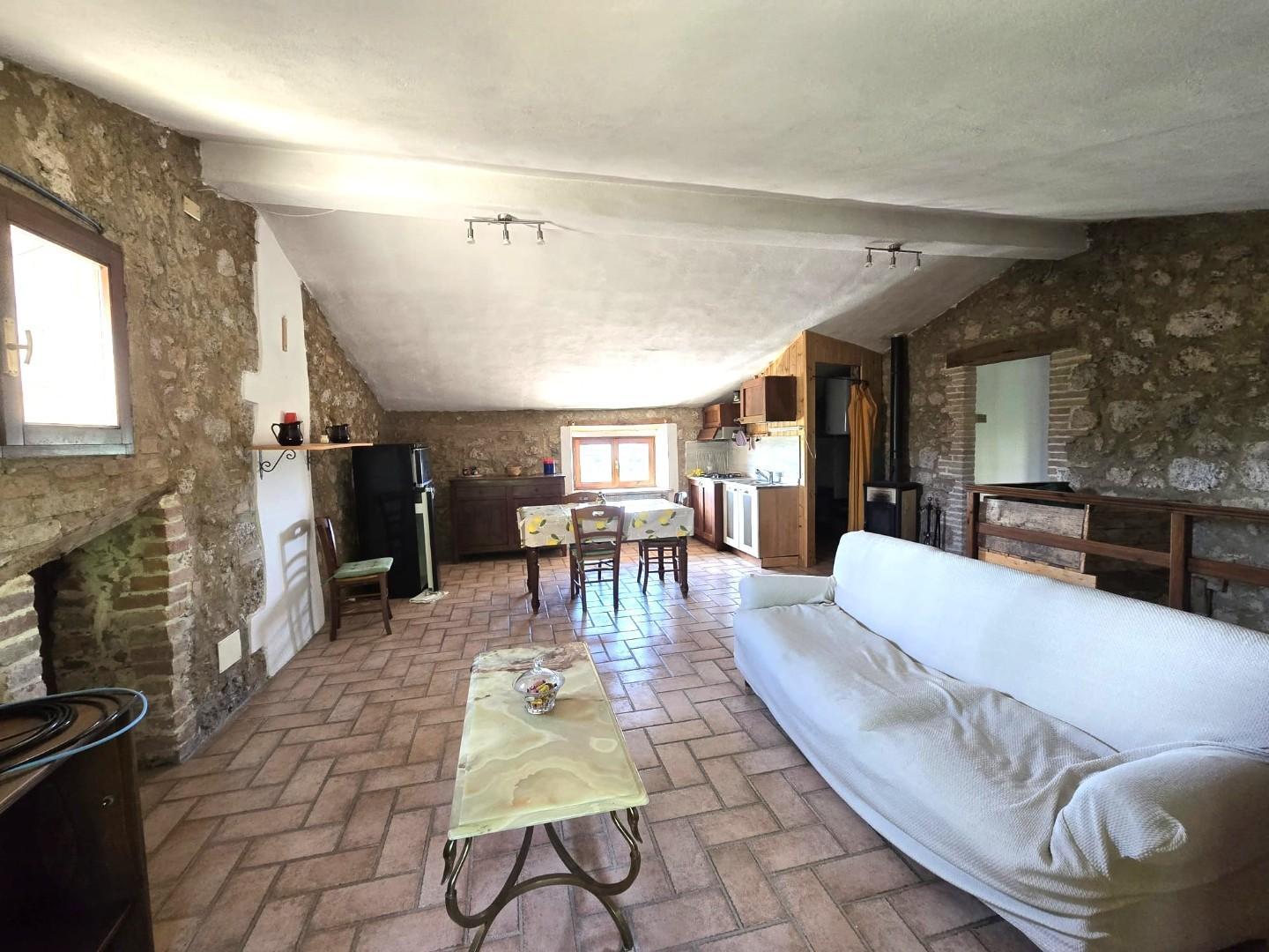 Trilocale in Scorgiano, Monteriggioni