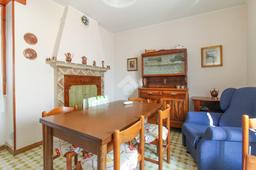 Villa in Via Castello, Mura