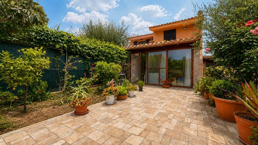 Villa a schiera in Via Mar Mediterraneo 00, Quartu Sant'Elena — foto 5 di 5