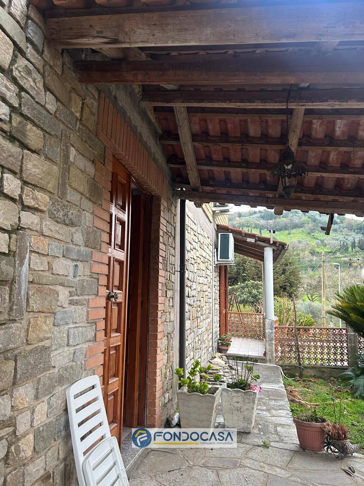 Casa indipendente in Via Don Aldo Borrelli 7, Agropoli
