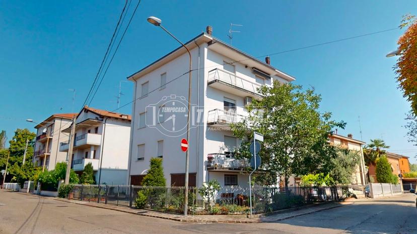 Villa a schiera in Via Bonaventura Lamberti 4, Carpi — foto 2 di 5