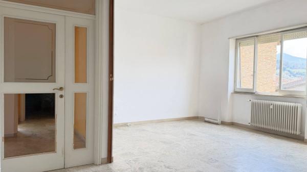 Appartamento in Piazza Benvenuto Cantalamessa 7, Ascoli Piceno