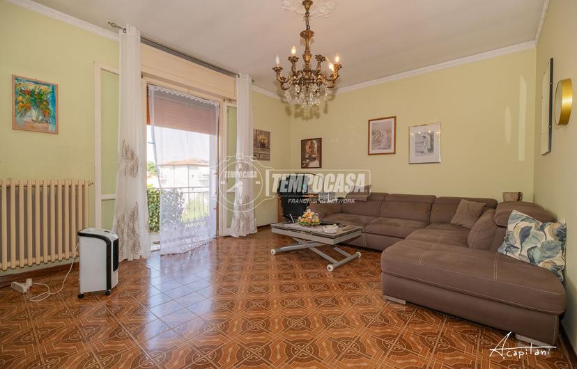 Appartamento in Via a. E. F. Roncaglia 174, San Felice sul Panaro