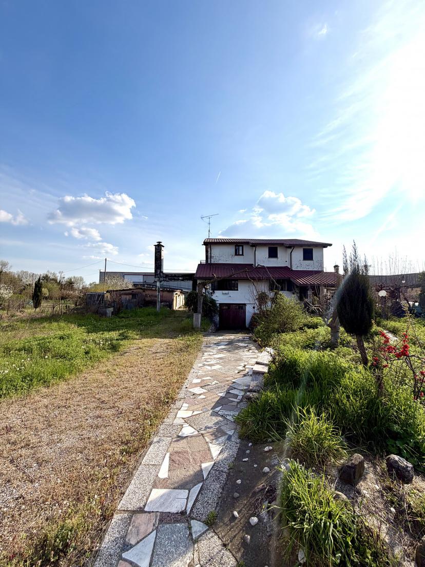 Casa indipendente in Via Roma, Borgo Veneto — foto 5 di 5