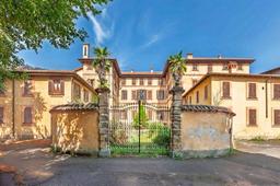 Villa in Via Giuseppe Parini 9, Bulciago