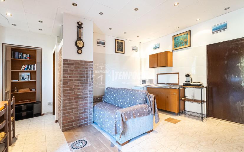 Monolocale in Viale Ortelli 1, Anzano del Parco — foto 5 di 5