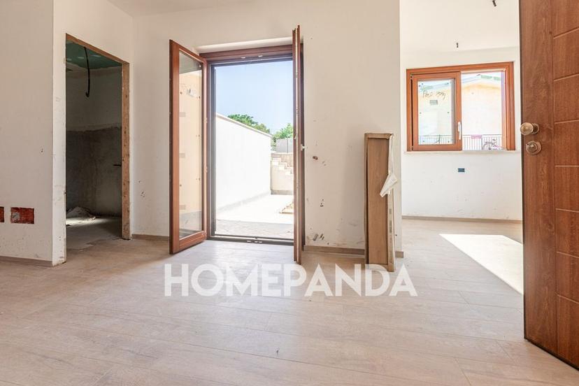 Villa a schiera in Via delle Ortensie, Pomezia — foto 3 di 5