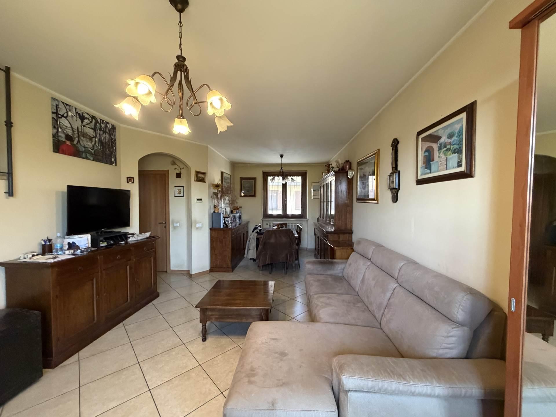 Villa, Cassolnovo