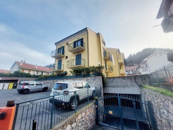 Trilocale in Via Urivei 10, Toirano — foto 2 di 5
