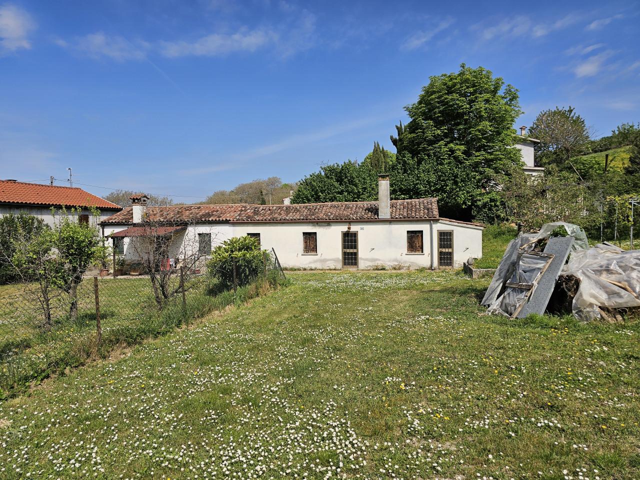 Villa a schiera in Via Priara, Lozzo Atestino