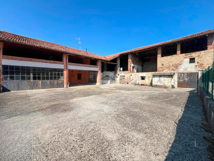Rustico in Via Loc.Monticelle 1, Castrezzato — foto 2 di 5