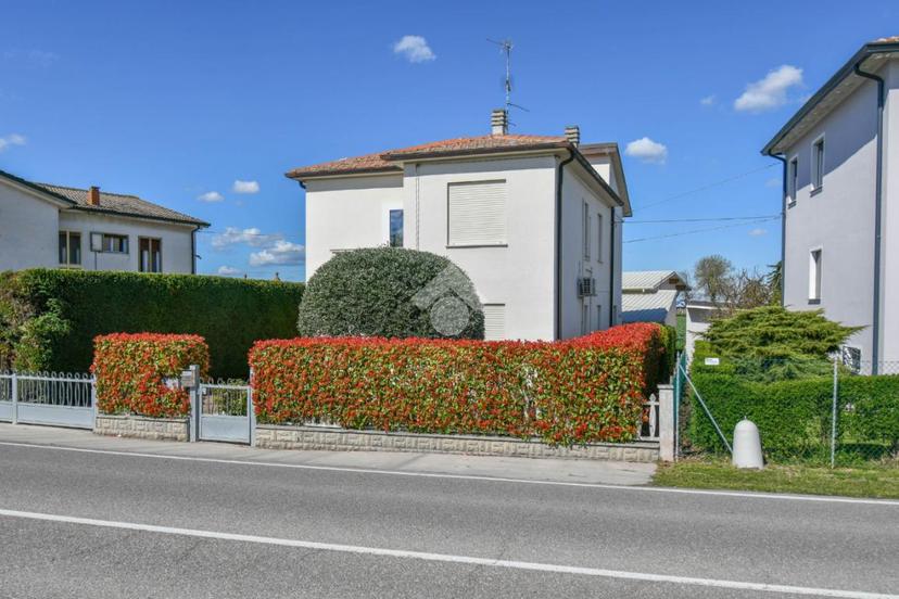 Villa in Via XX Settembre 86, Poggio Renatico — foto 5 di 5