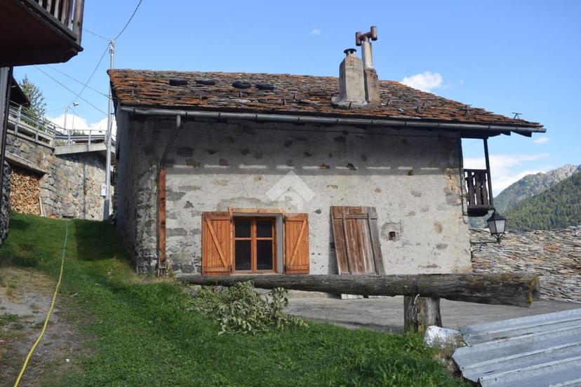 Casa indipendente in Frazione Le Tat 10, Saint-Rhémy-en-Bosses — foto 2 di 5