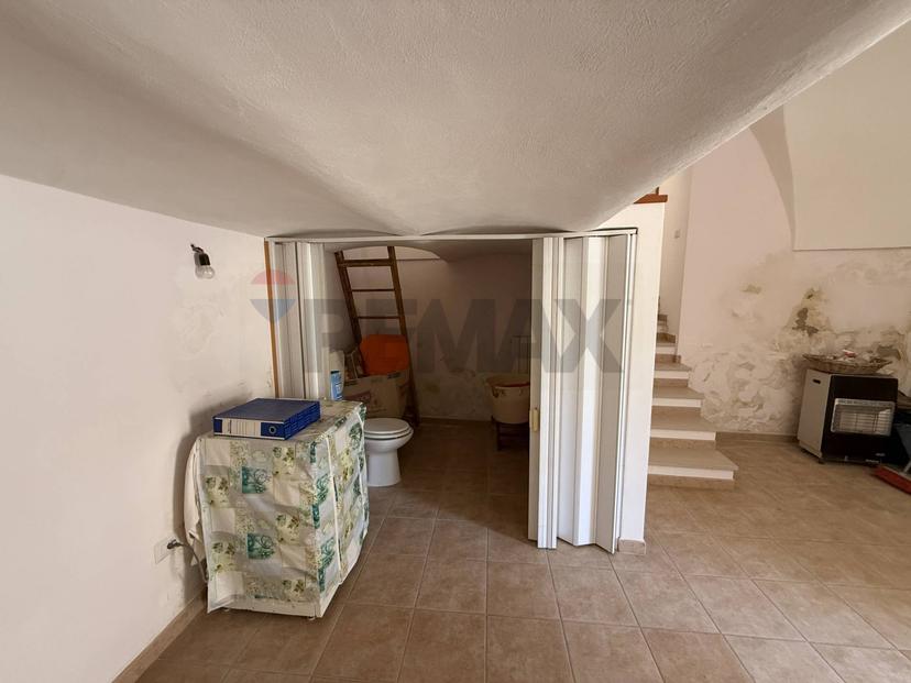 Casa indipendente in Vico Primo Monteoliveto 27, Grassano — foto 3 di 5
