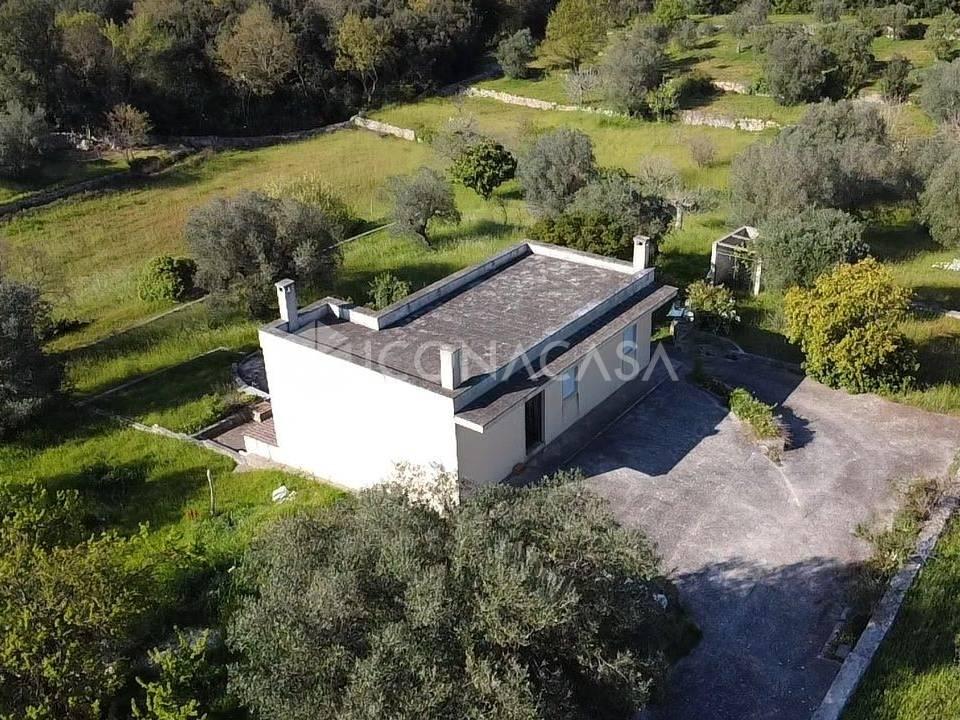 Trullo in Viale Valle d'Itria S.N.C., Cisternino