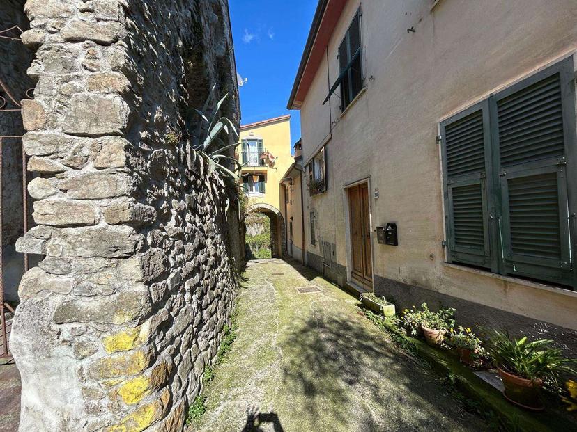 Quadrilocale, Vezzano Ligure — foto 3 di 5