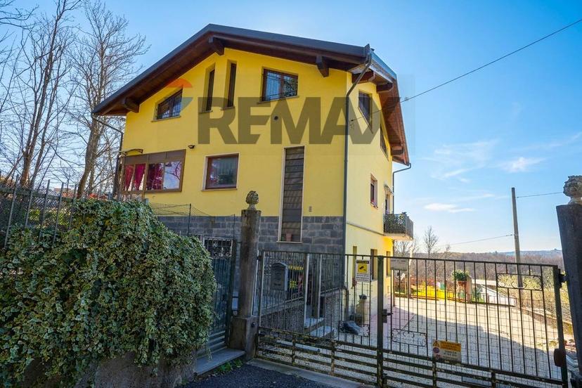 Villa in Via Cavour 5, Caravate — foto 5 di 5