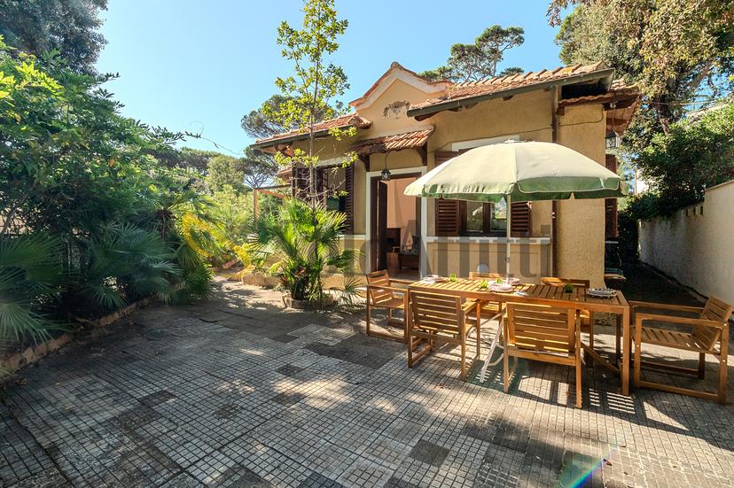 Villa in Via Roseto degli Abruzzi, Fiumicino — foto 5 di 5
