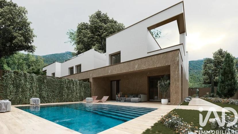 Villa a schiera in Via Isonzo Snc, Carugo — foto 4 di 5