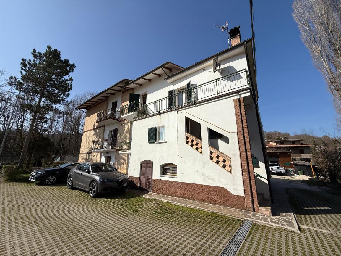 Casa indipendente in Frazione Nerbisci 31, Gubbio