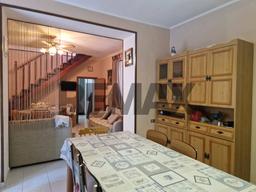 Casa indipendente in Via Passolanciano 2, Lettomanoppello