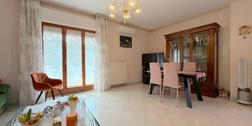 Appartamento in Via Monte Cristallo 8, San Benedetto del Tronto — foto 3 di 5