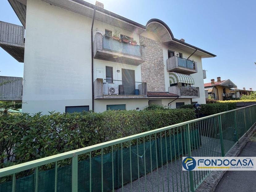 Bilocale in Via Eugenio Montale, Telgate