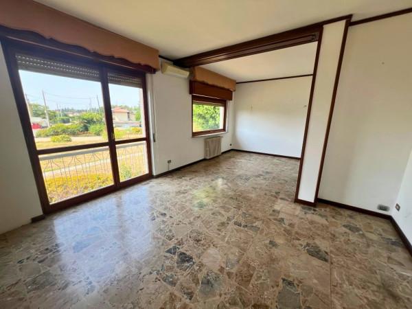 Villa in Via Oneda 23, Sesto Calende — foto 5 di 5
