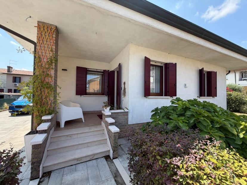 Casa indipendente in Via Firenze, Salzano — foto 2 di 5