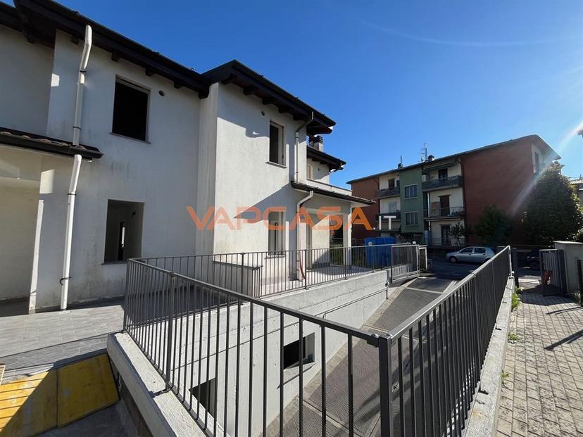 Villa a schiera in Via Monte Bianco, Castel Rozzone — foto 5 di 5