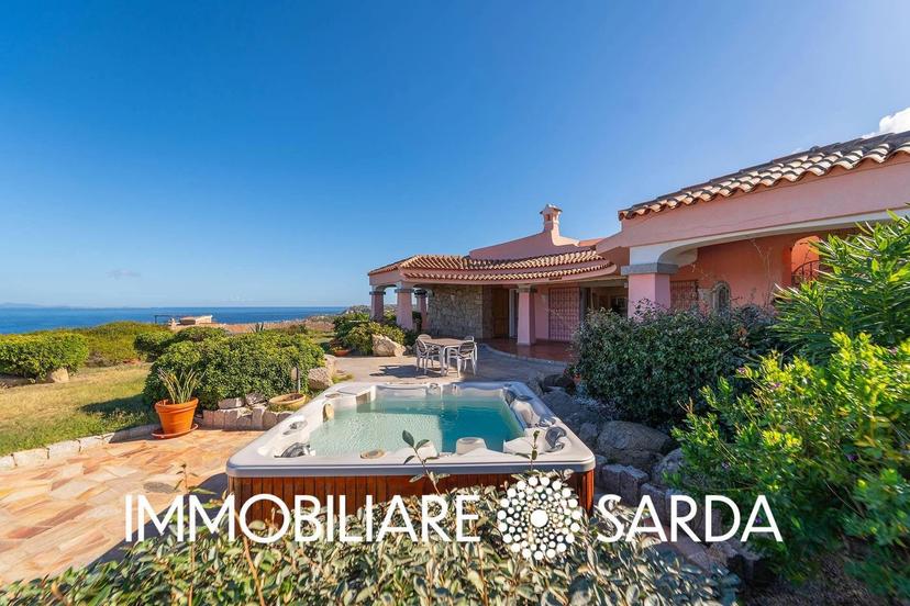 Villa, Santa Teresa Gallura