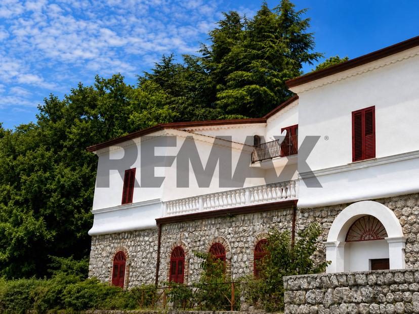Villa in C.da Aria Rossa Snc, Malito