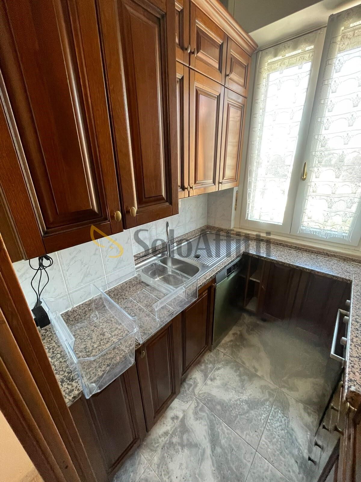 Trilocale in Via Camillo Benso Cavour 19, Rivoli