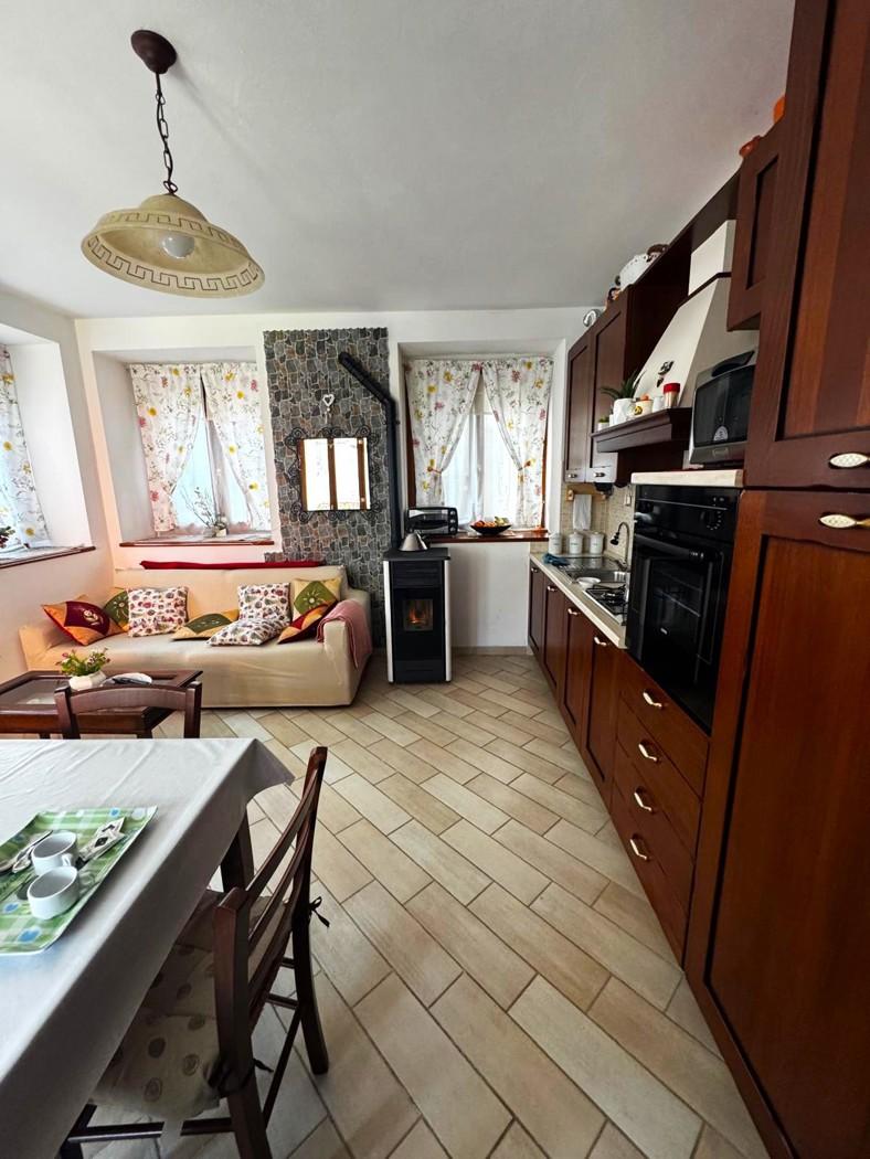 Casa indipendente in Via Strona  3, Valstrona — foto 2 di 5