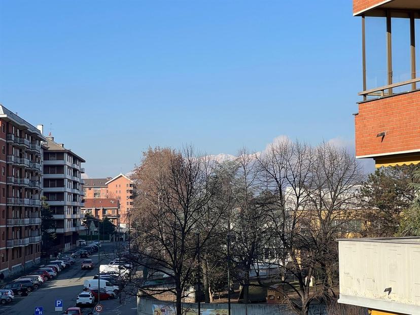 Quadrilocale in Via Panizza 7, Torino