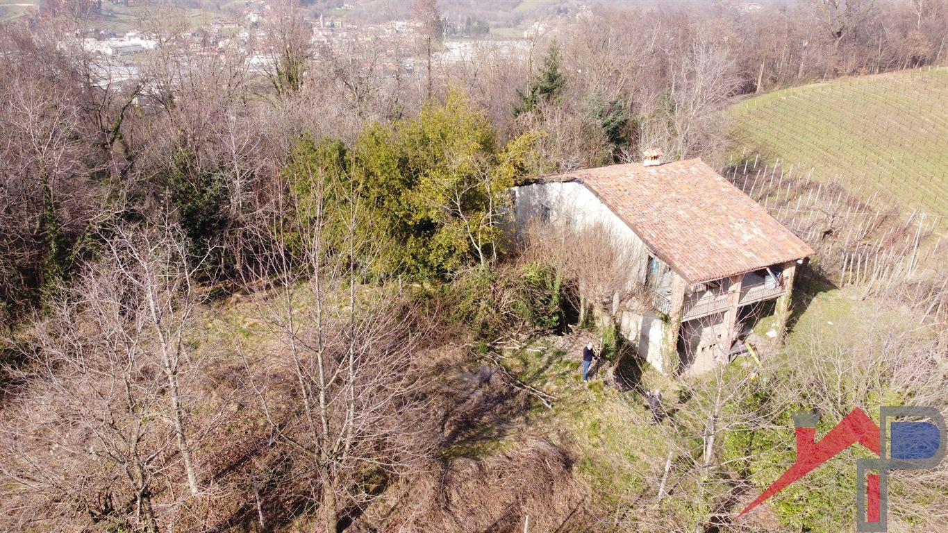 Rustico, Ambivere