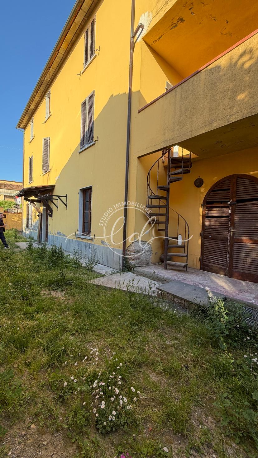 Villa a schiera, Seravezza — foto 3 di 5