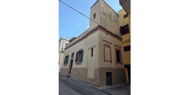 Appartamento in Piazza Regian Margherita, Parabita — foto 3 di 5